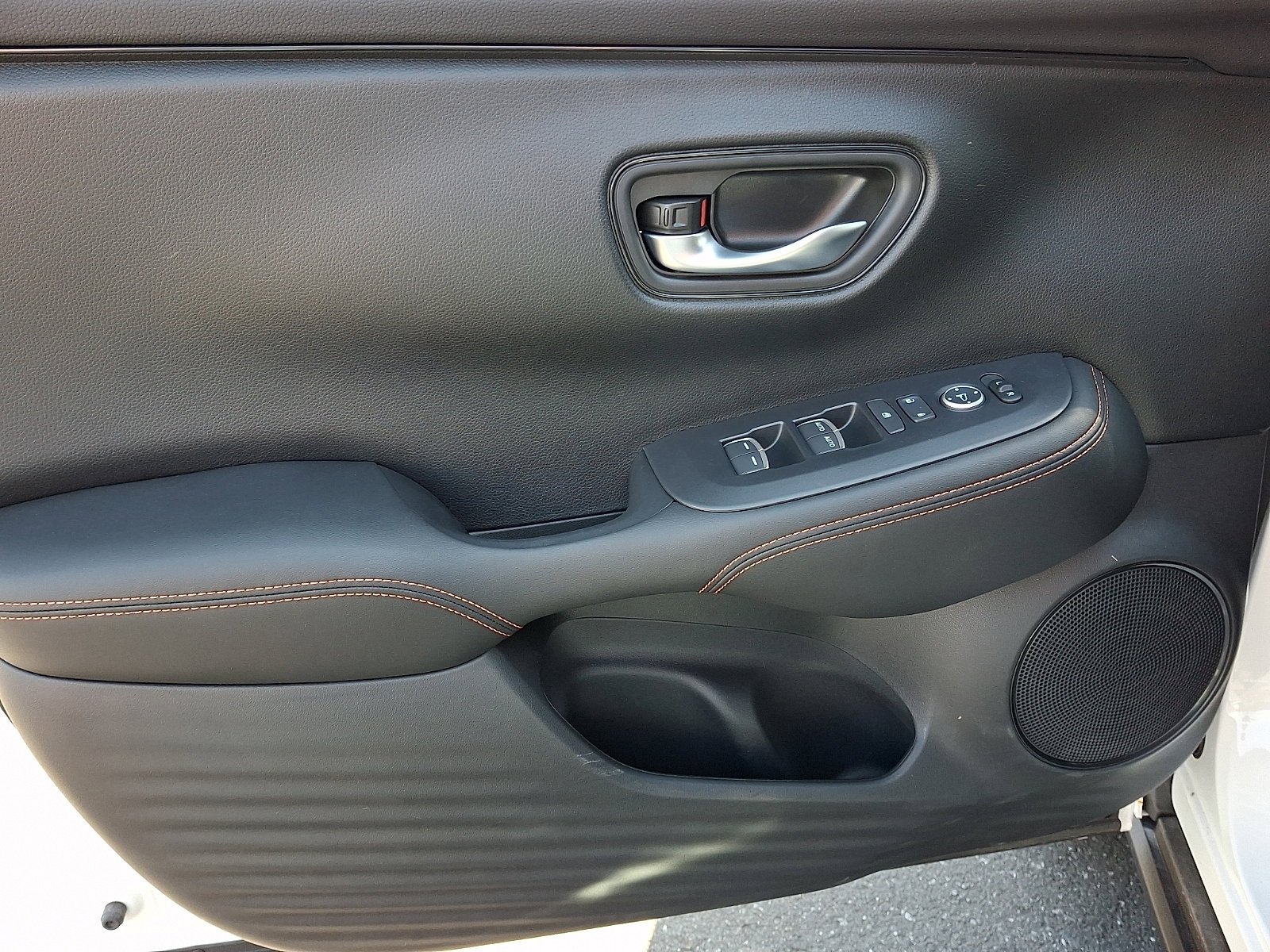 2025 Honda HR-V Sport - Photo 11