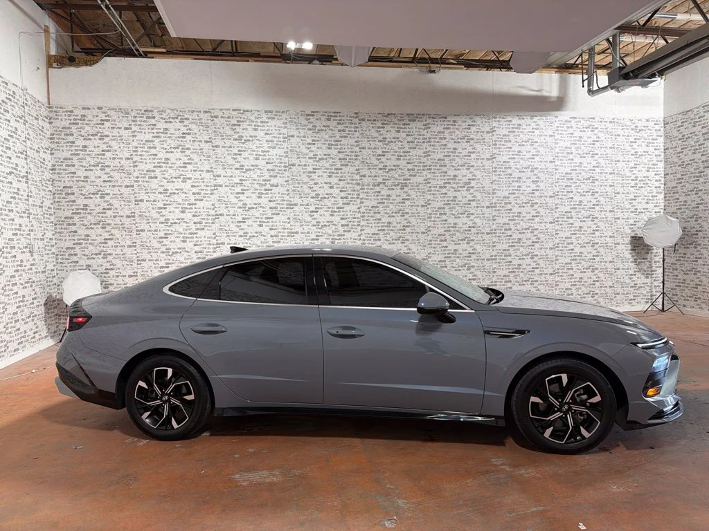 Used 2024 Transmission Blue Hyundai SEL image 8