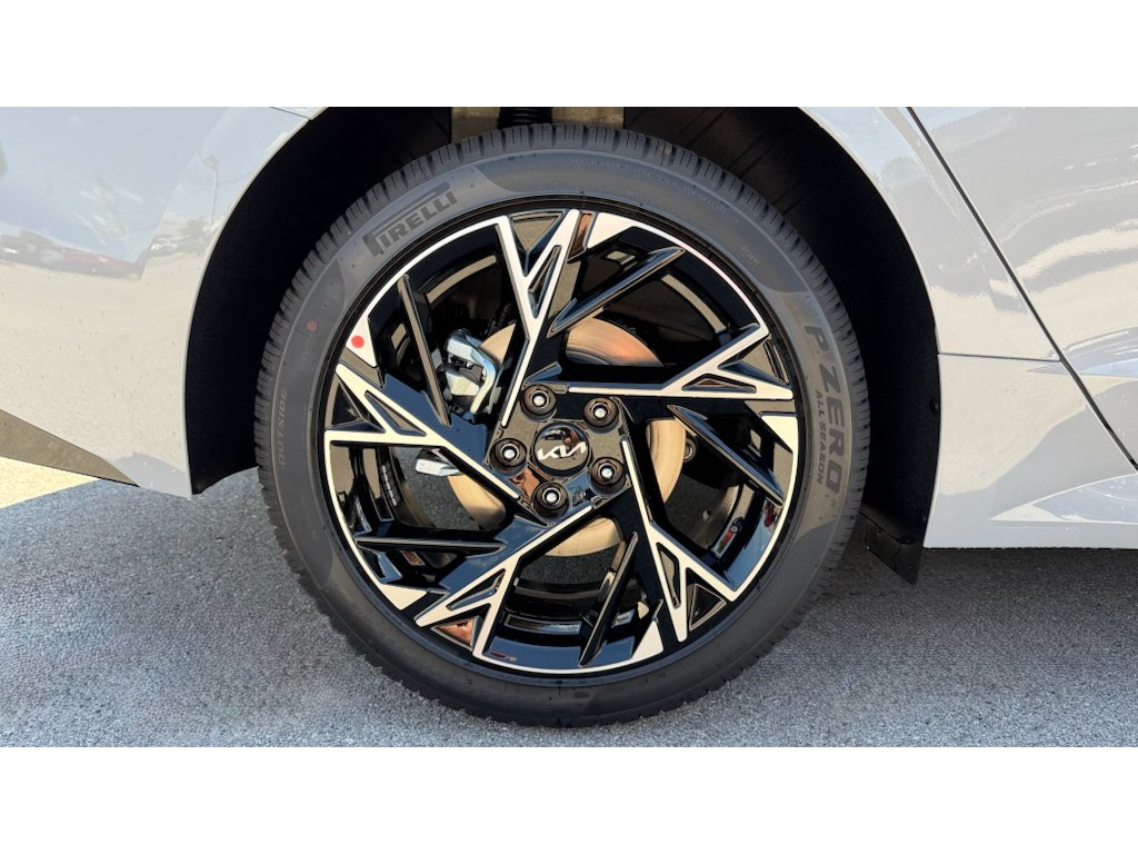 New 2026 Wolf Gray Kia GT-Line FWD image 32