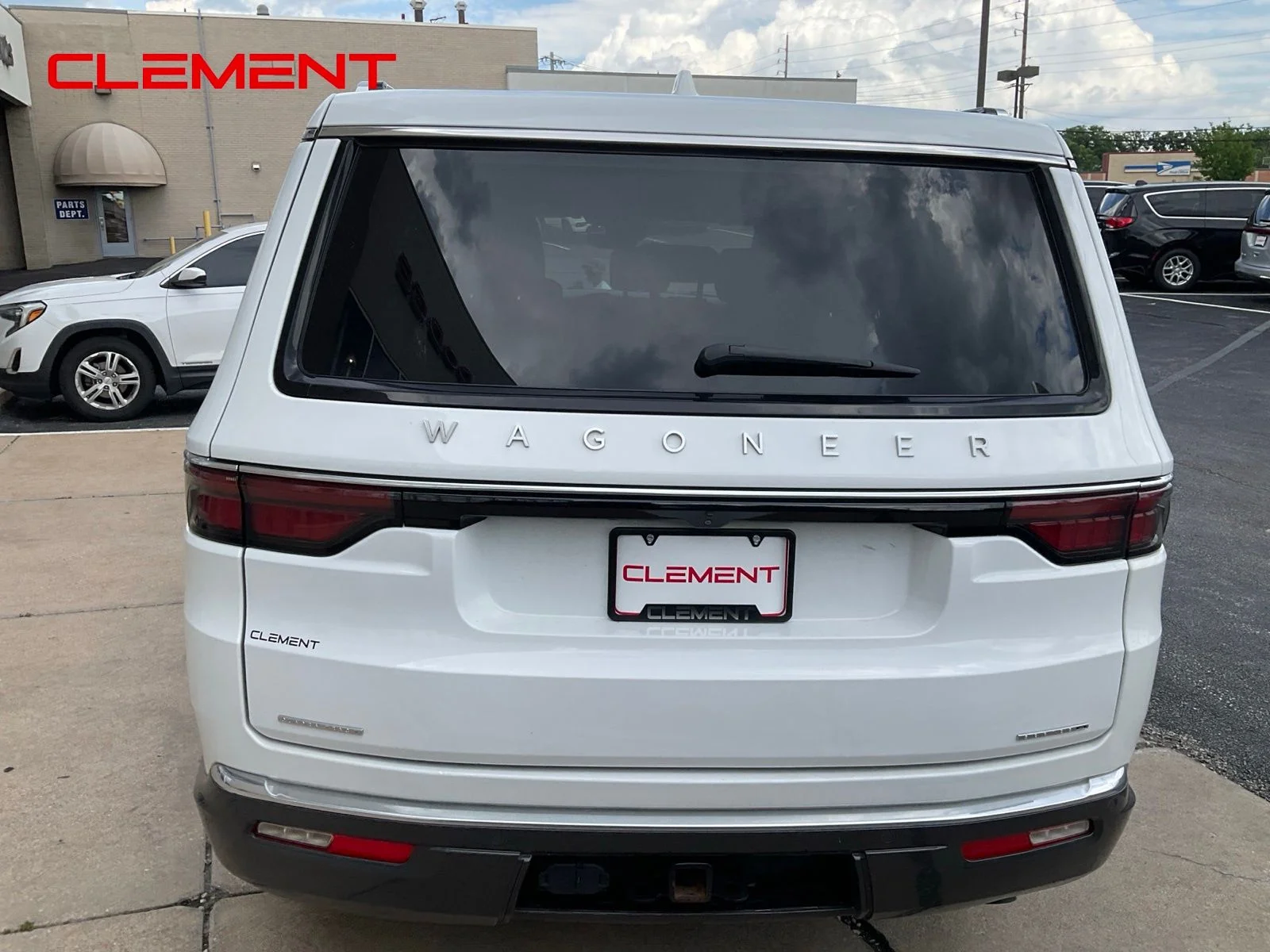 Used 2022 White Jeep Series III image 4