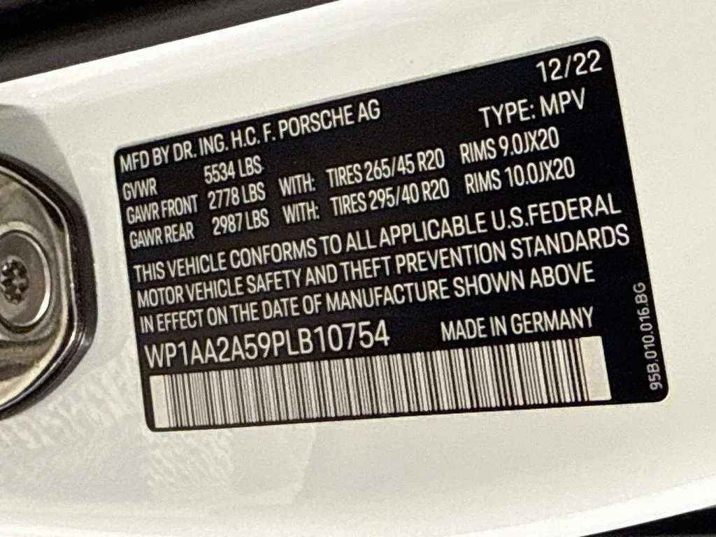 Certified Used 2023 White Porsche  image 32