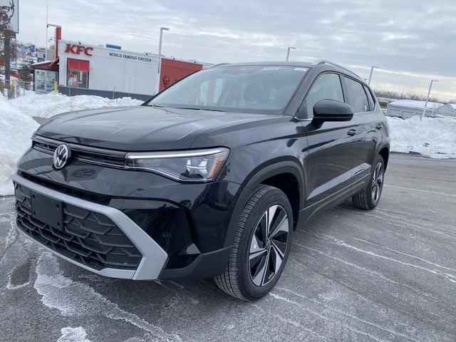 2026 Volkswagen Taos SE 4MOTION
