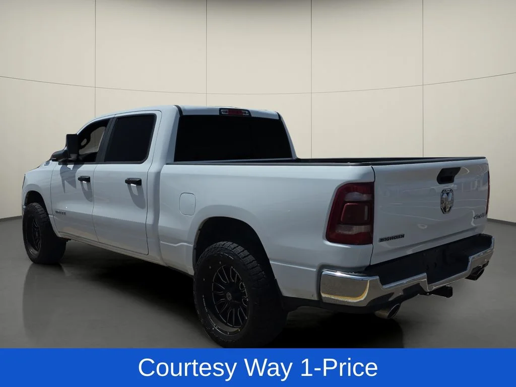 Used 2023 White Ram Big Horn/Lone Star image 6