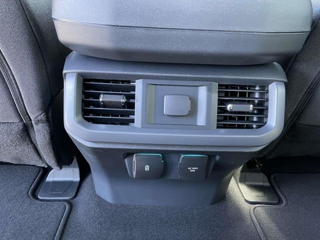 2025 Ford F-150 XLT - Photo 13