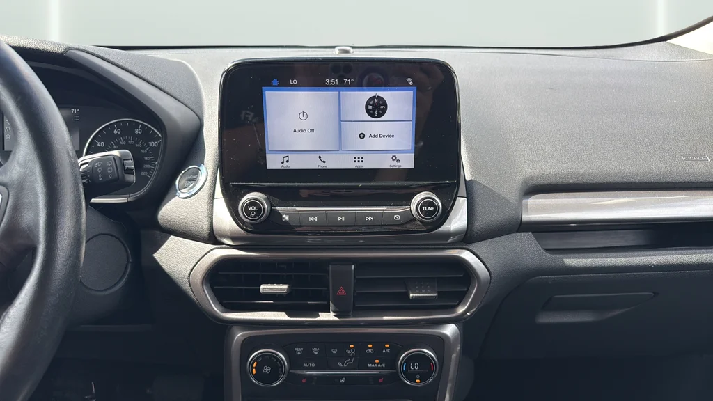 Used 2018 Red Ford SE image 18