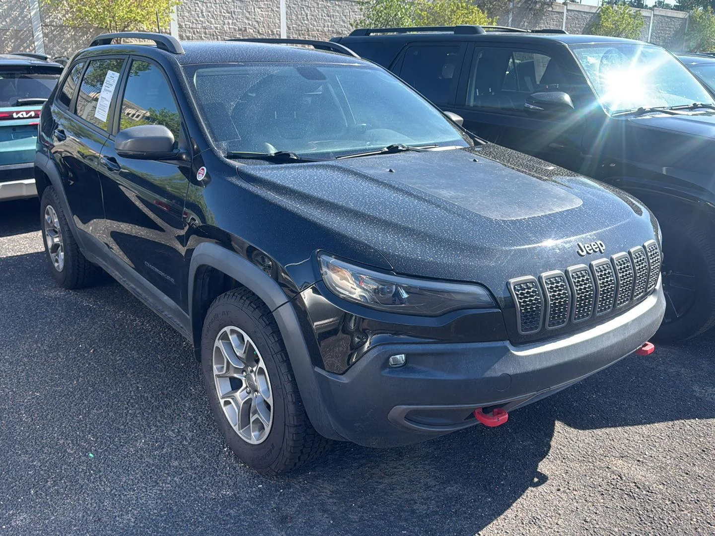 Used 2020 Diamond Black Crystal Pearlcoat Jeep Trailhawk image 2