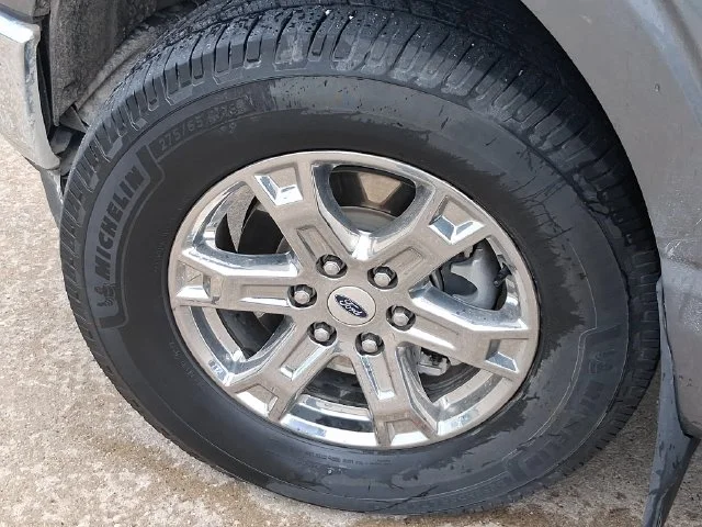 Used 2021 Gray Ford XLT image 14