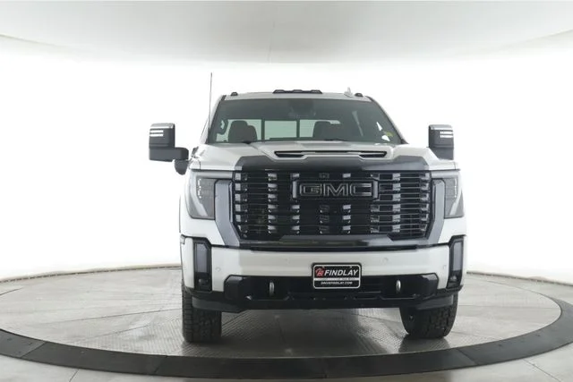 Used 2024 White GMC Denali Ultimate image 12