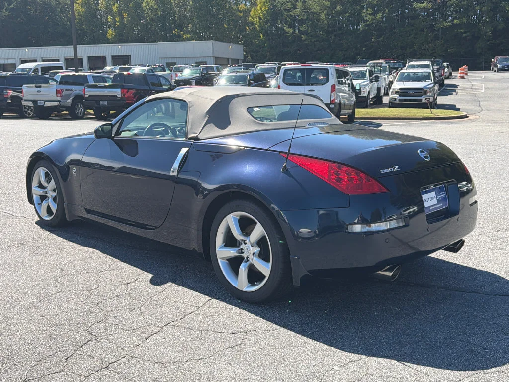 Used 2007 Blue Nissan Touring image 5