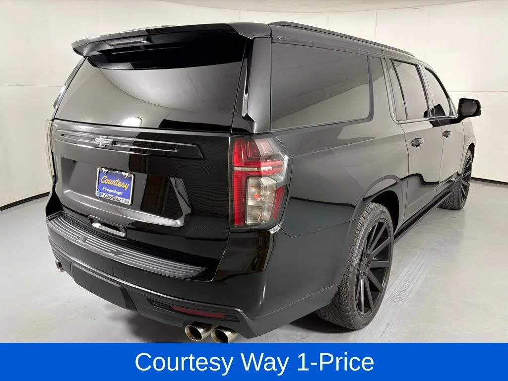 Used 2024 Black Chevrolet High Country image 11