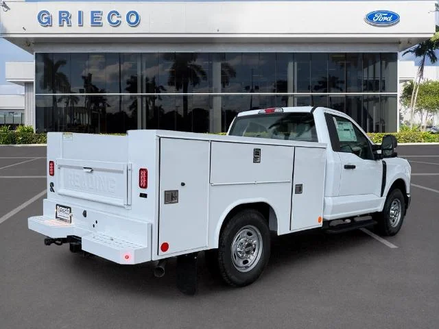 New 2027 Oxford White Ford F-250® XL image 23