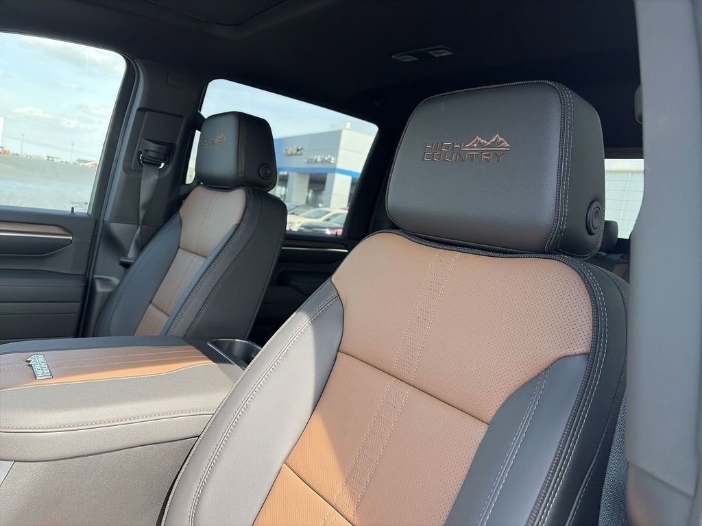 2026 Chevrolet Silverado 3500 HD High Country - Photo 11