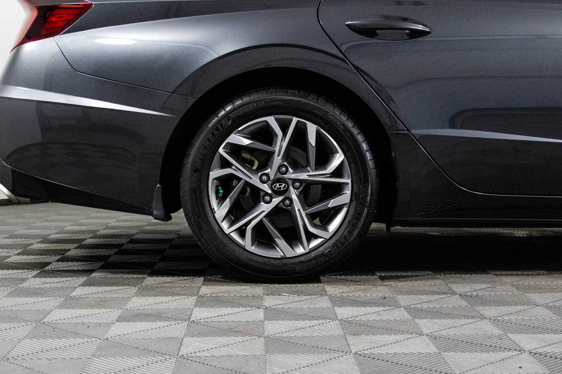 2022 HYUNDAI SONATA - Image 41