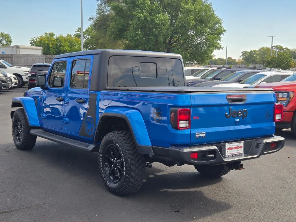 Certified Used 2021 Blue Jeep Willys image 13