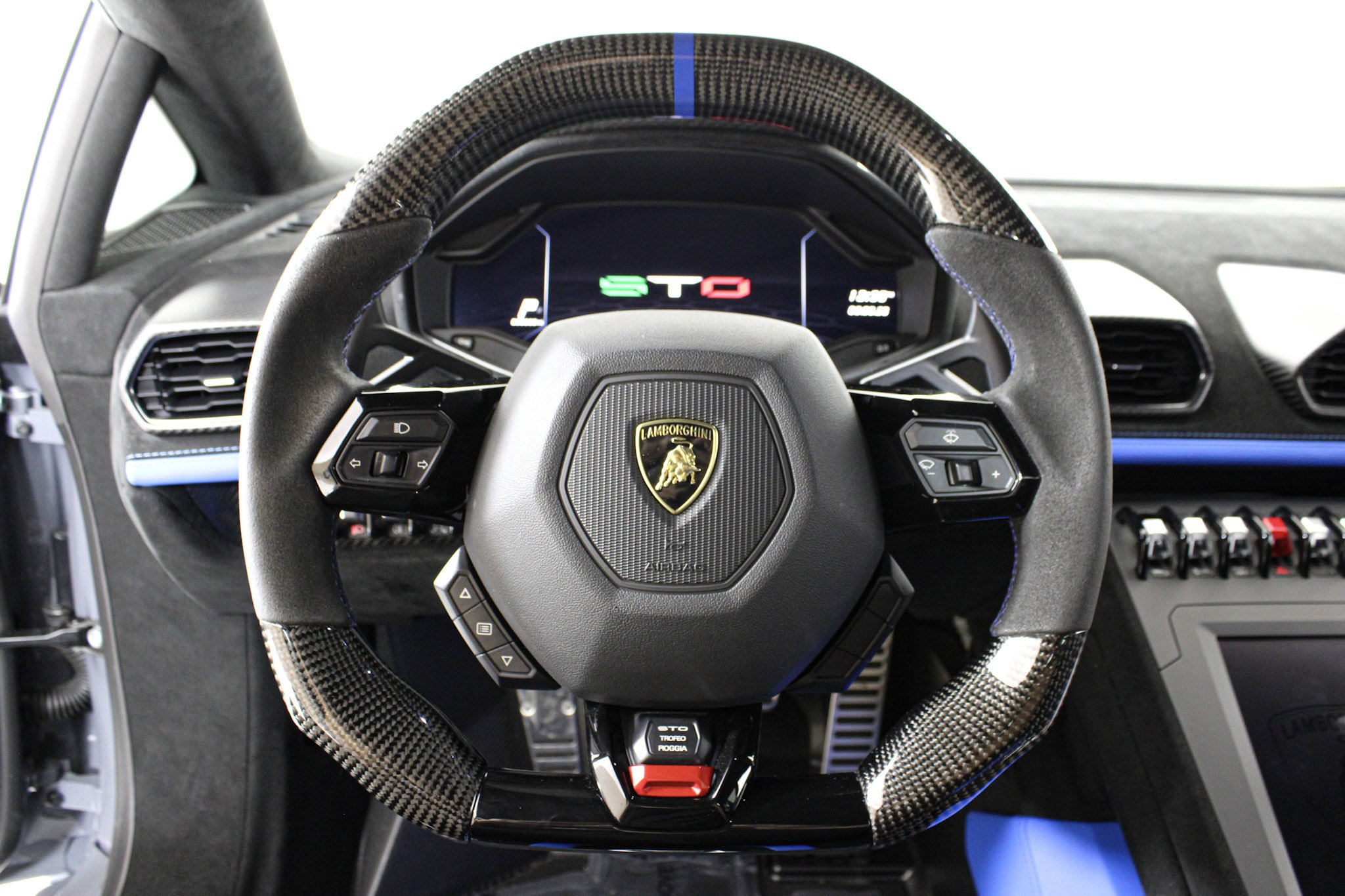Used 2023 Gray Lamborghini  image 45