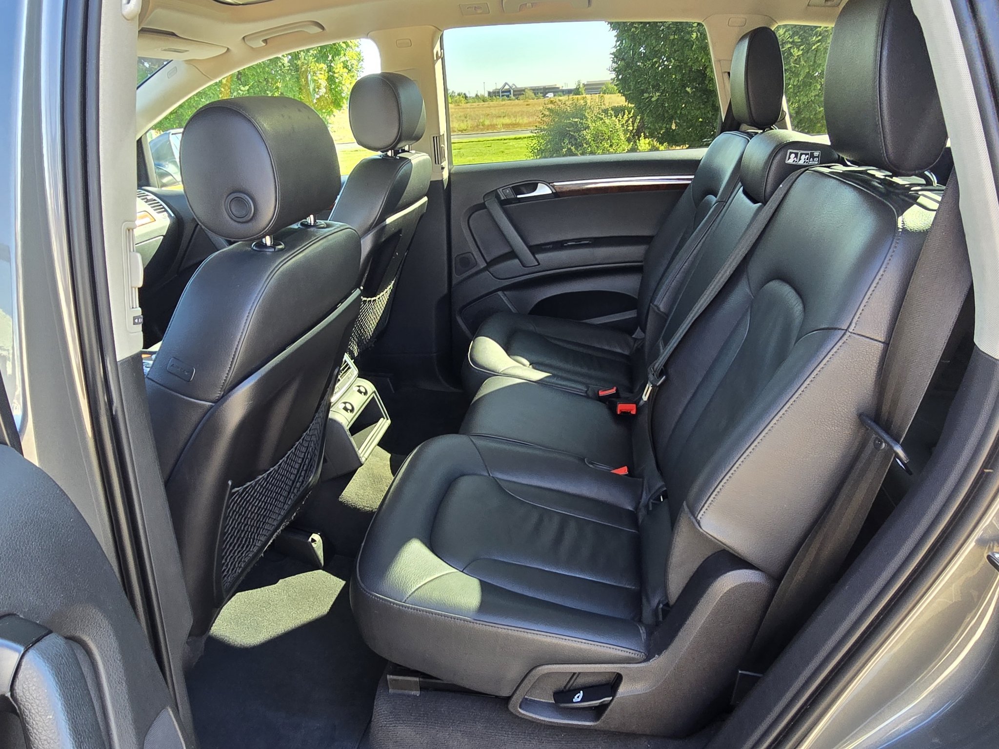 Used 2014 Graphite Gray Metallic Audi 3.0T Premium image 14