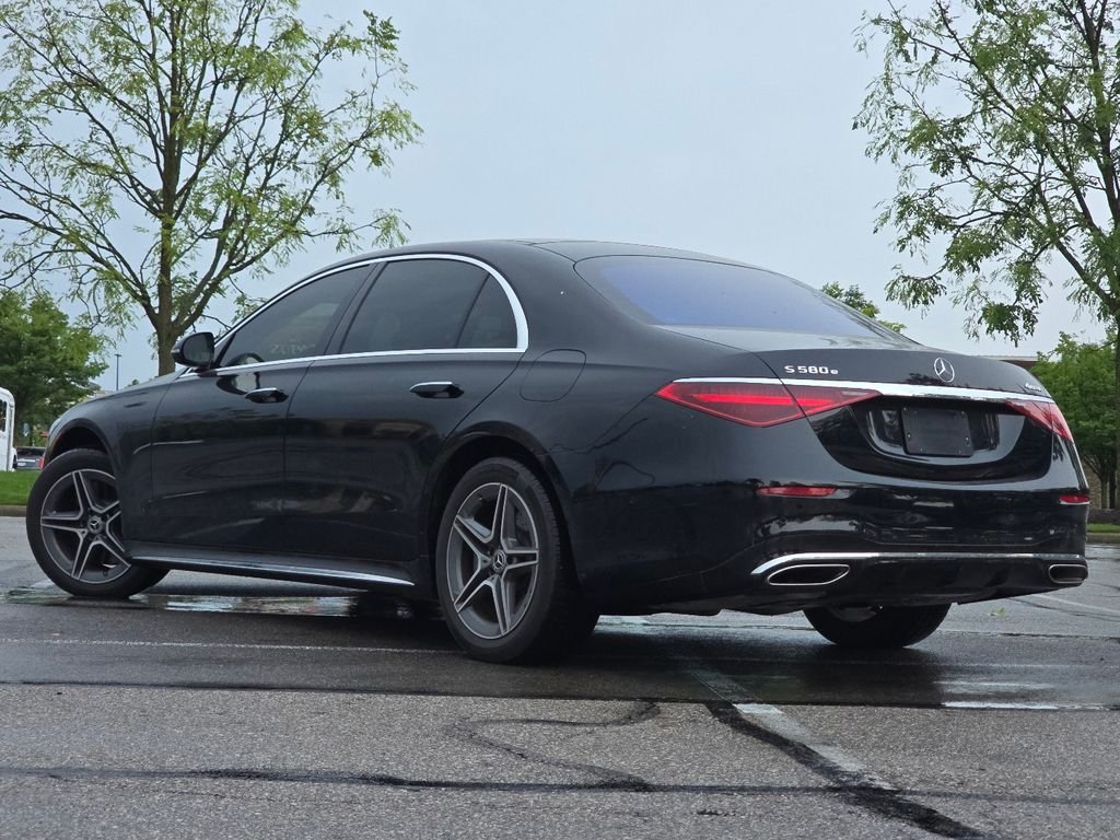 Certified Used 2024 Black Mercedes-Benz S 580e image 14