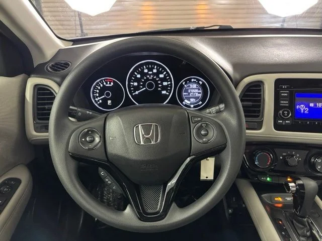 Used 2017 Silver Honda LX image 15