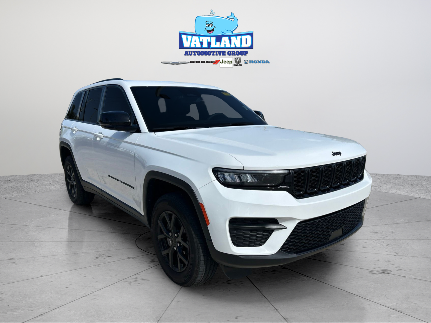 Certified Used 2024 White Jeep Altitude image 22