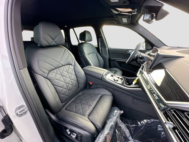 New 2026 White BMW sDrive40i image 21