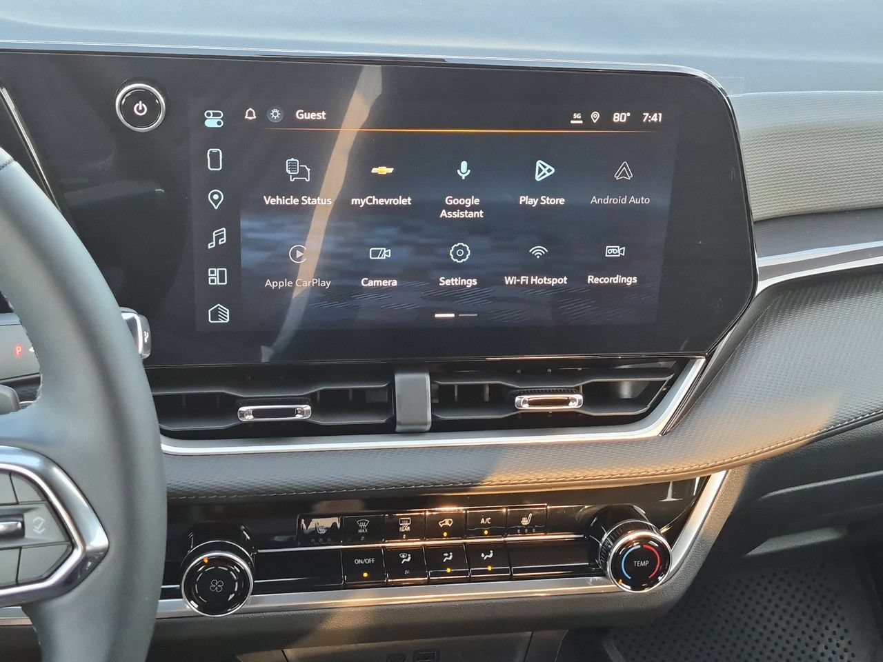 2027 Chevrolet Equinox LT - Photo 13
