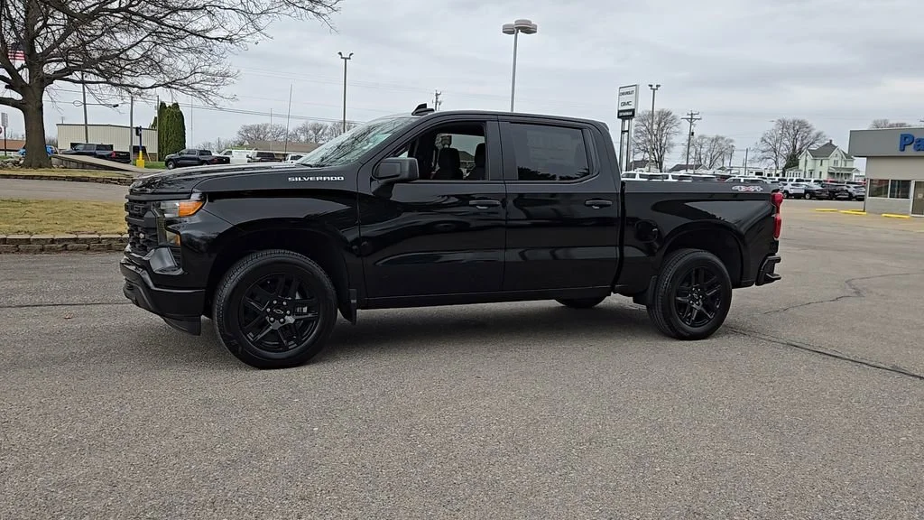2026 Chevrolet Silverado 1500 Custom - Photo 4