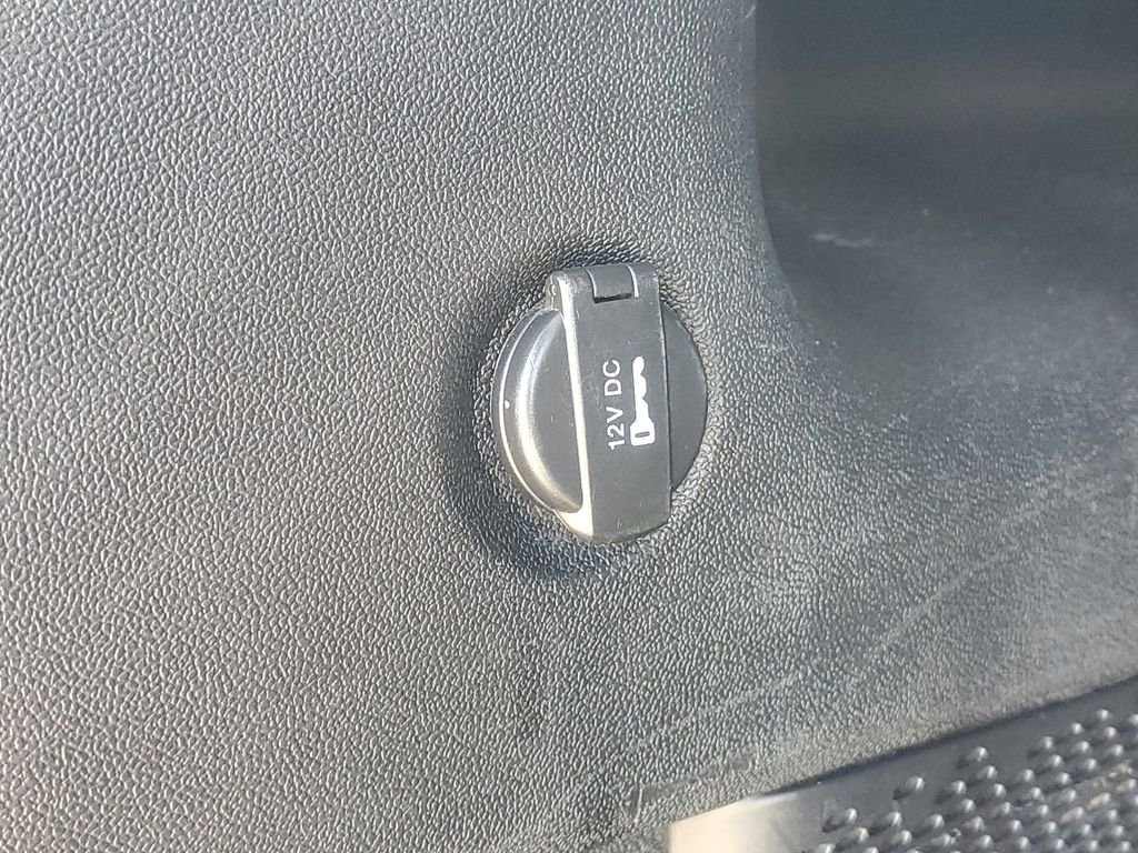Used 2014 Blue Pearl Dodge SXT image 8
