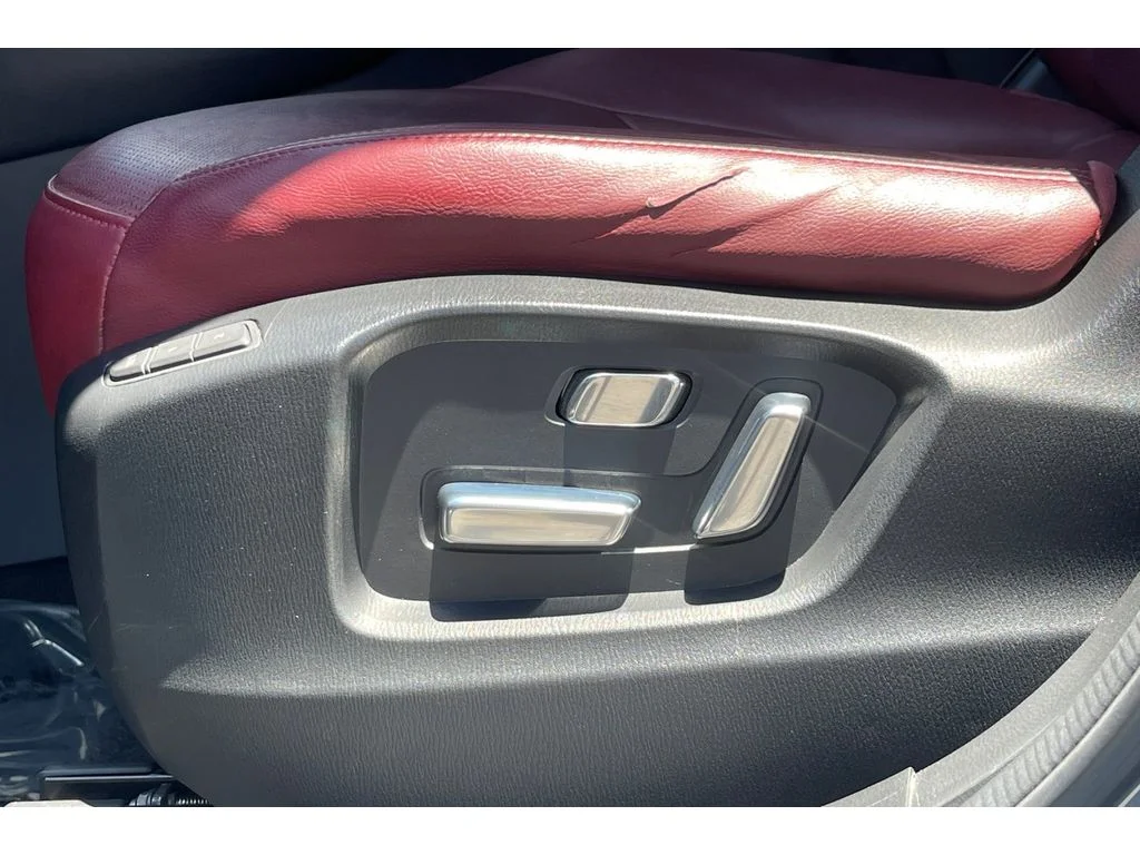 Certified Used 2022 Polymetal Gray Metallic Mazda Carbon Edition image 14