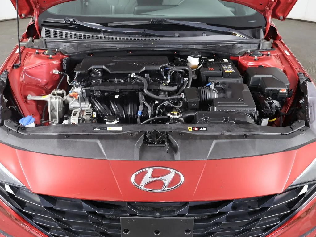 Used 2023 Red Hyundai SEL image 18