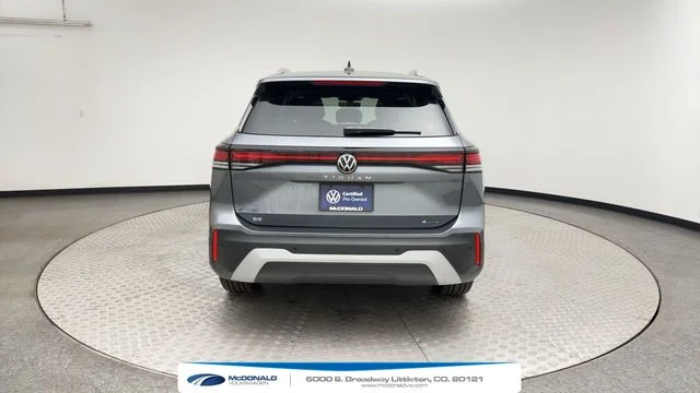 Used 2025 Gray Volkswagen 2.0T SE image 3