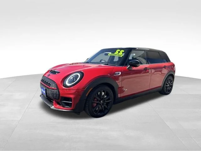 Used 2022 Red MINI Clubman image 6