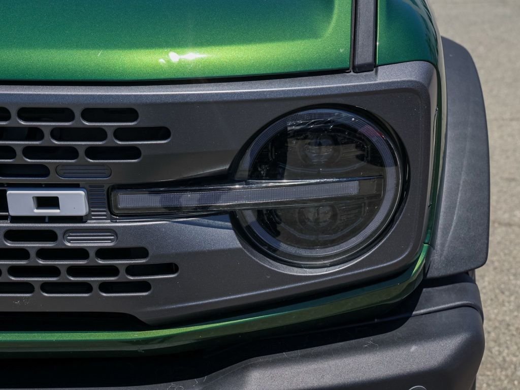 Used 2023 Green Ford Badlands image 9