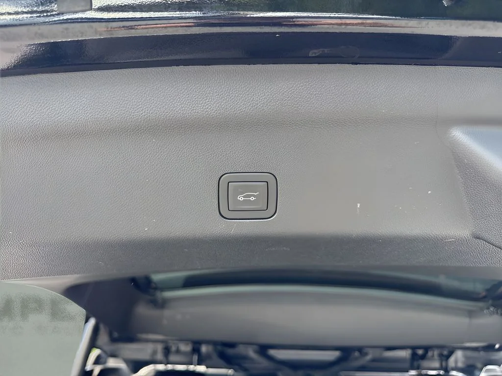 Used 2025 Black Chevrolet LT image 36
