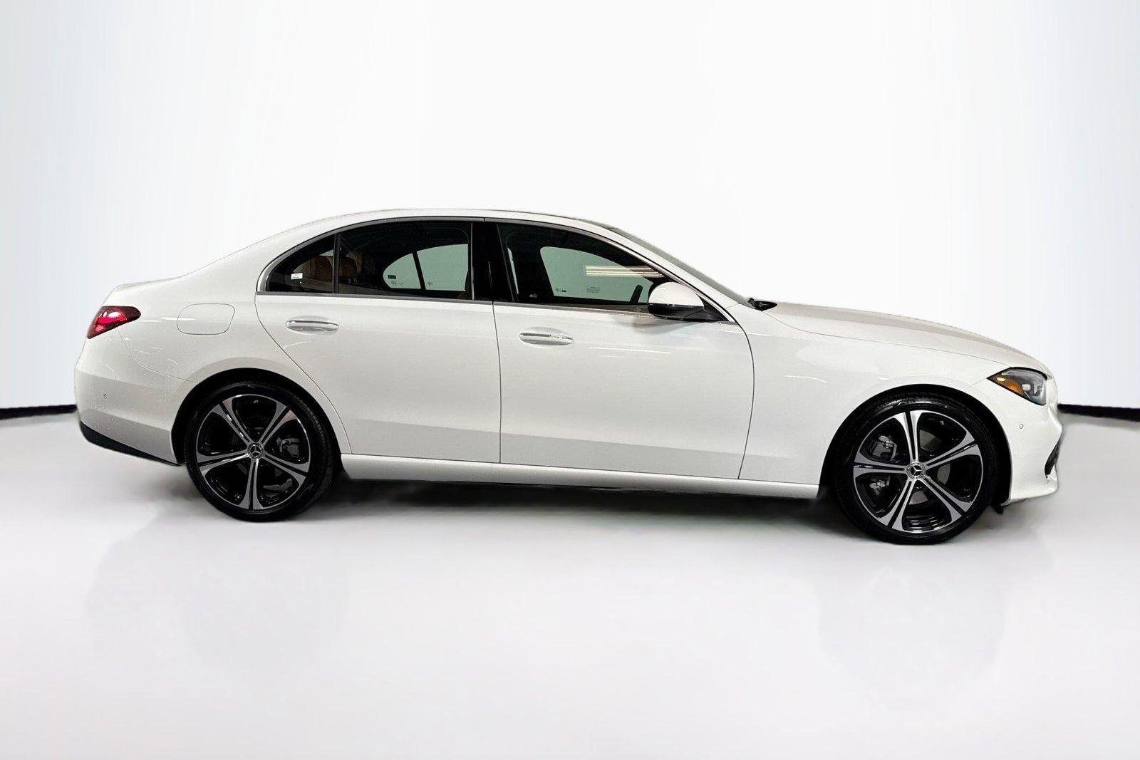 New 2026 Polar White Mercedes-Benz C 300 image 4