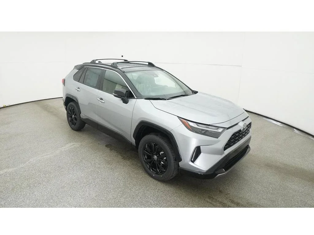 Used 2025 Silver Toyota XSE image 17