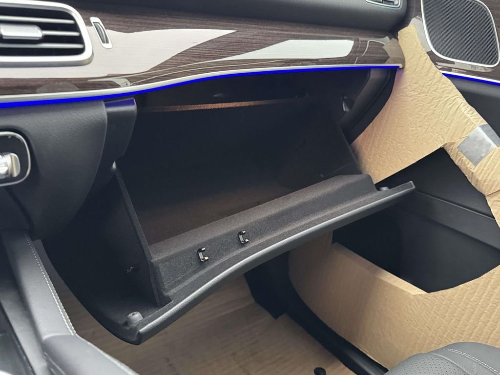 New 2026 Twilight Blue Metallic Mercedes-Benz GLE 450 Coupe image 30