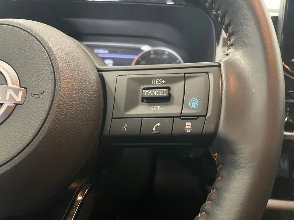 Used 2024 White Nissan Rock Creek image 13