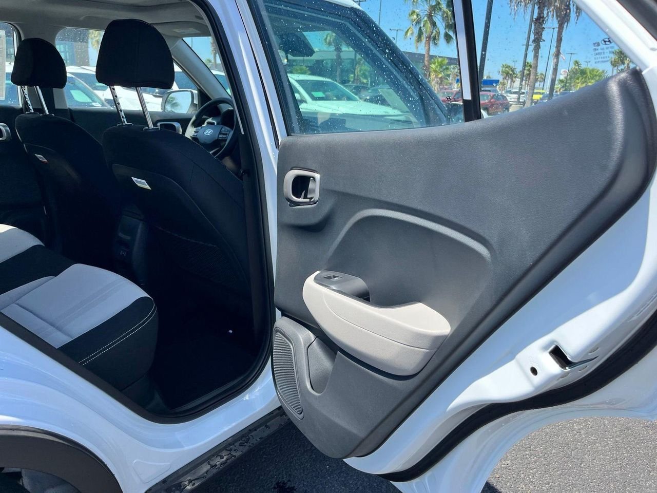 New 2026 White Hyundai SEL image 19