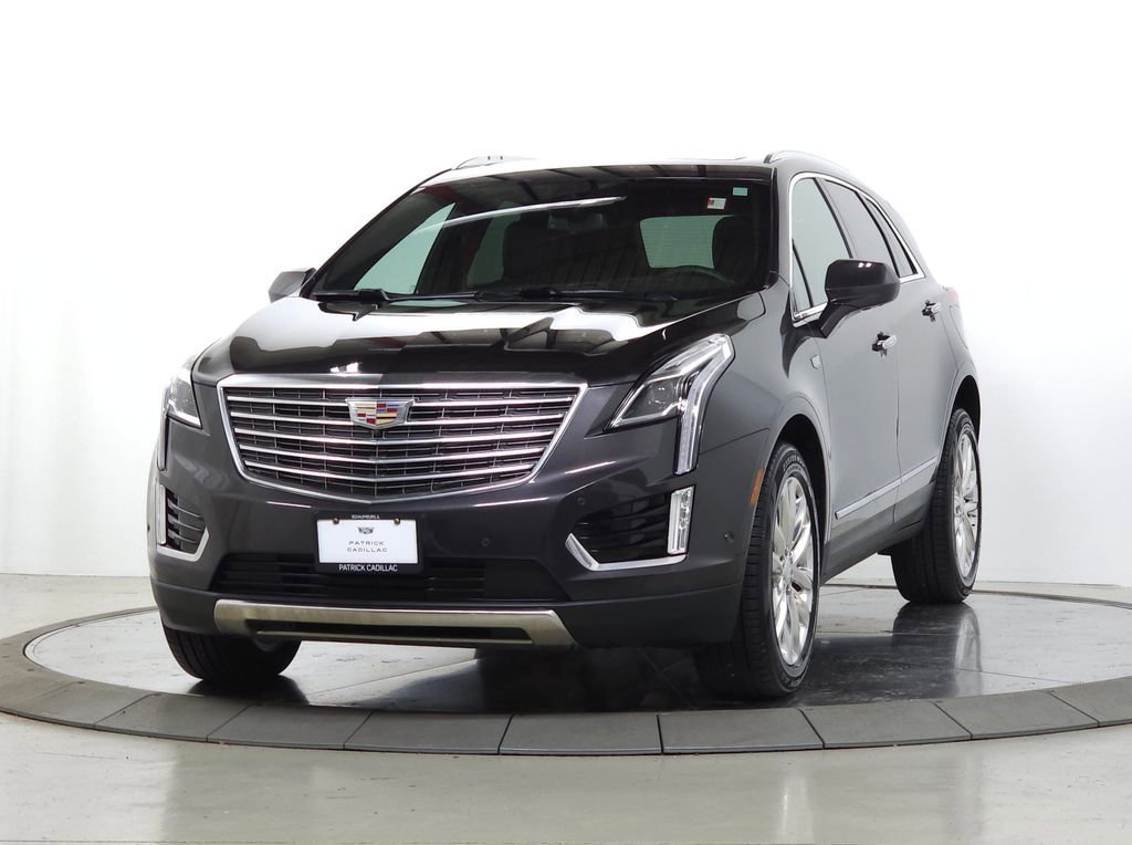 2019 Cadillac XT5 AWD Platinum's photo