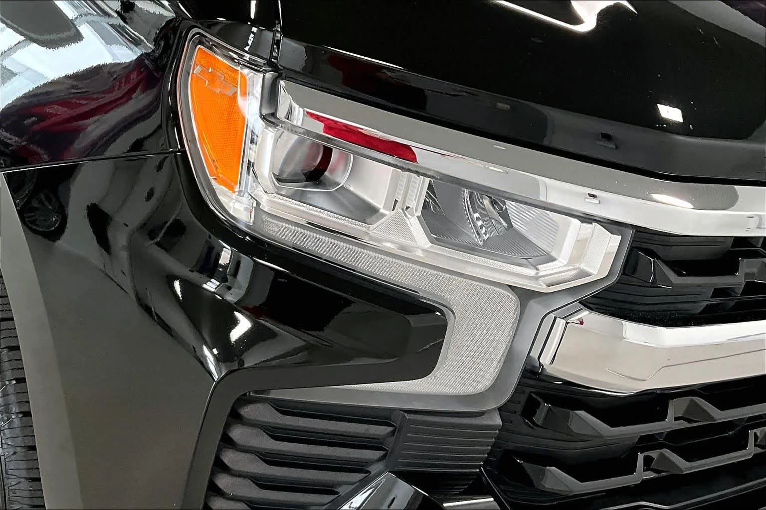 Used 2022 Black Chevrolet LT image 27