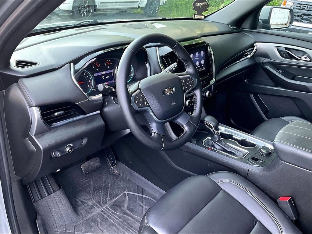 Used 2023 STERLING GRAY METALLIC Chevrolet LT Leather image 8