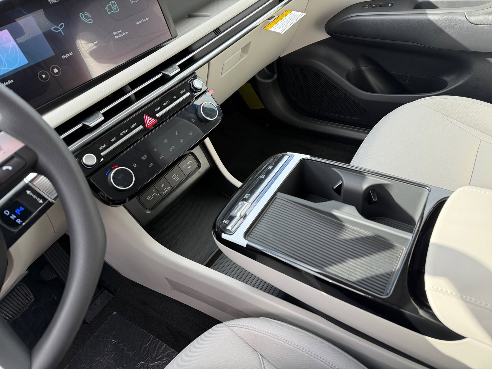 New 2026 Amazon Gray Hyundai SEL AWD image 13