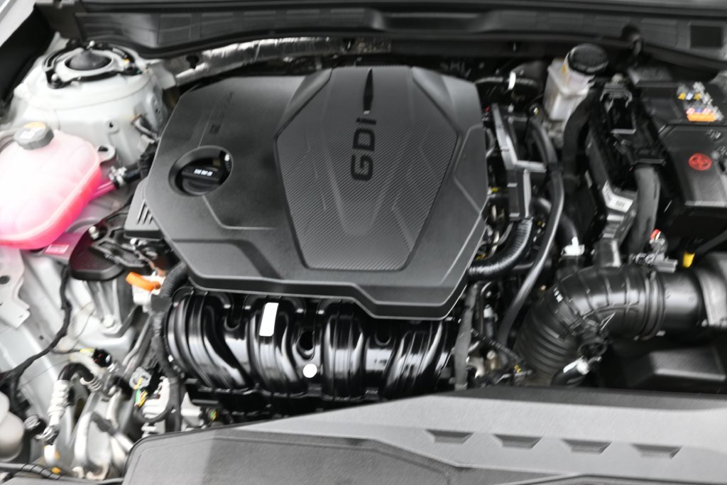 Certified Used 2026 Silver Hyundai SE image 11