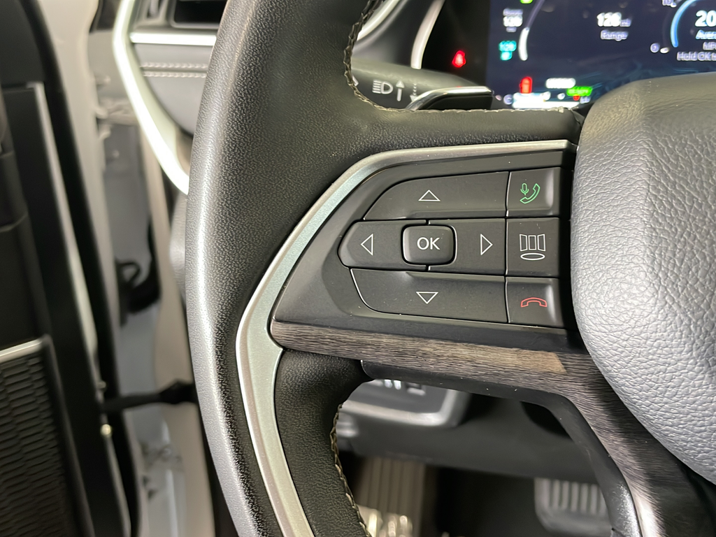 Used 2024 White Jeep 4xe image 16