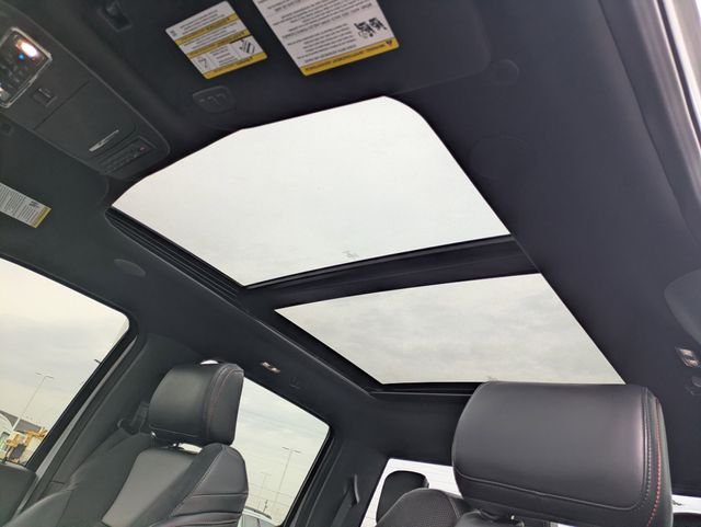 Used 2025 White Ford Raptor image 17