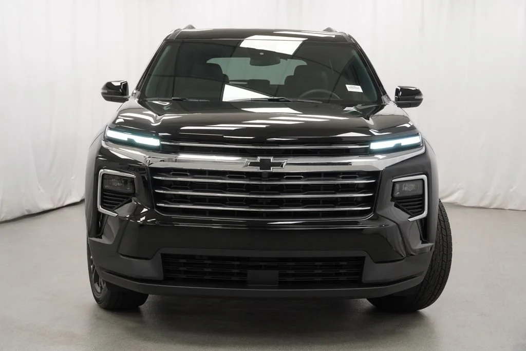 New 2027 Mosaic Black Metallic Chevrolet LT image 33