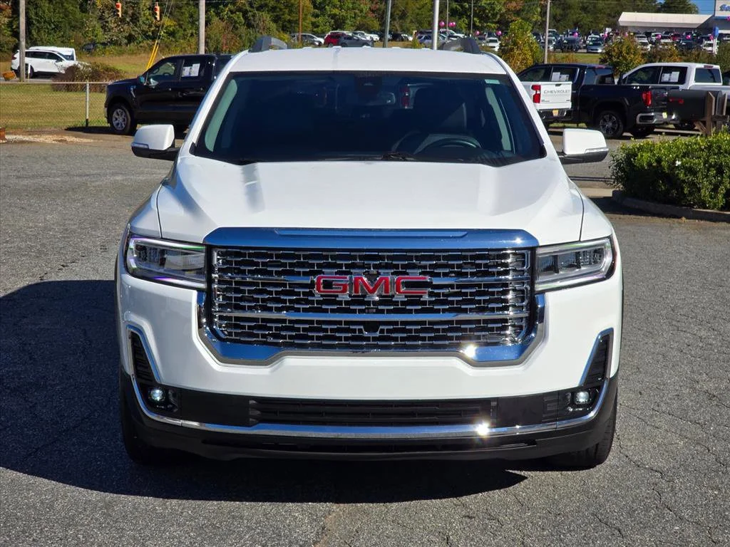 Used 2023 SUMMIT WHITE GMC SLT image 3
