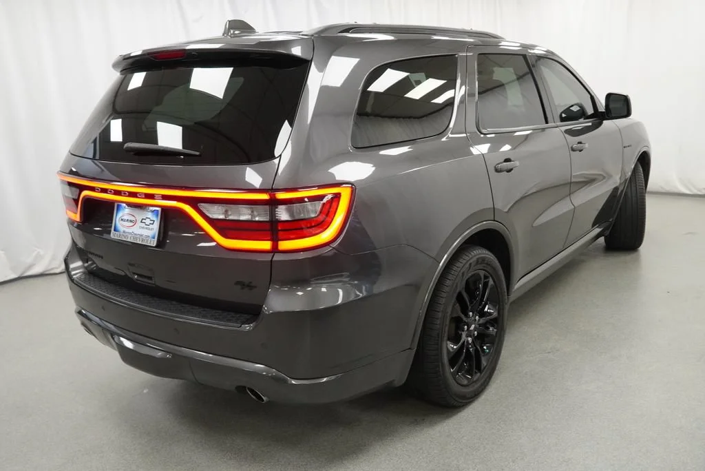 Used 2020 Granite Clearcoat Dodge R/T image 3