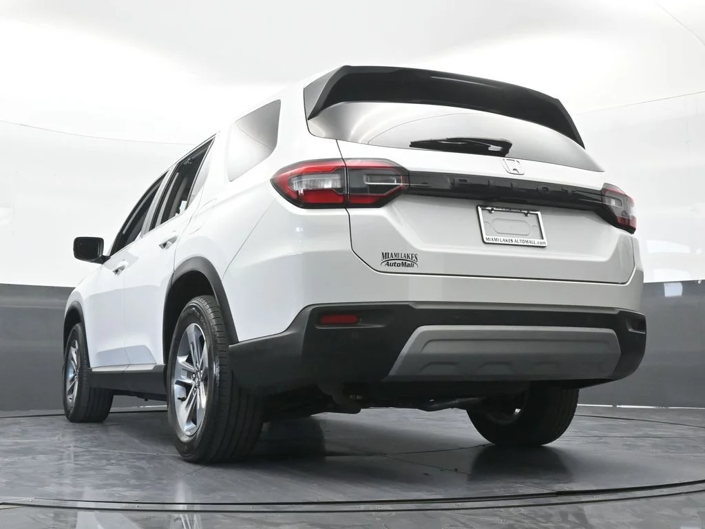 Used 2025 White Honda EX-L image 62