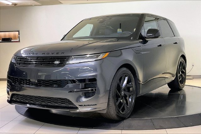 Used 2025 Gray Land Rover Dynamic SE image 1